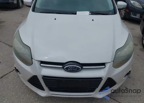 2013 Ford Focus Titanium из США, поврежденный, VIN 1FADP3N24DL183308